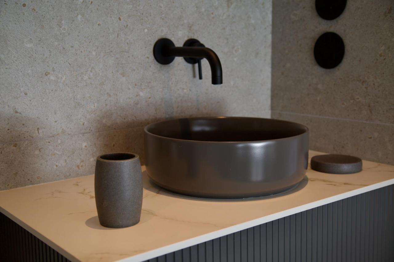 Suite 202 - 1 Bedroom Suite In Amando Perez Suites 리바데오 외부 사진