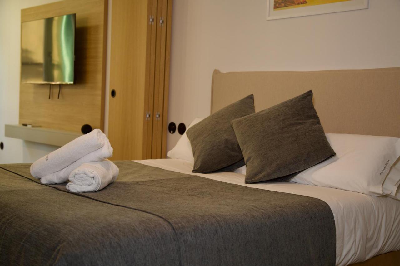 Suite 202 - 1 Bedroom Suite In Amando Perez Suites 리바데오 외부 사진